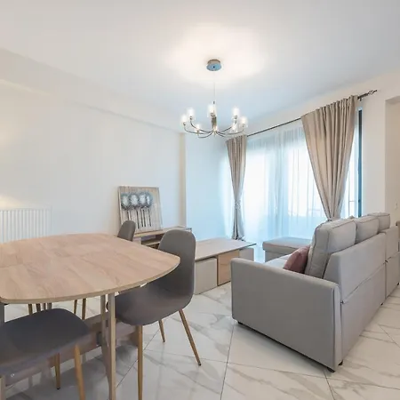 Apartment Newly Renovated In The Heart Of Kerameikos *